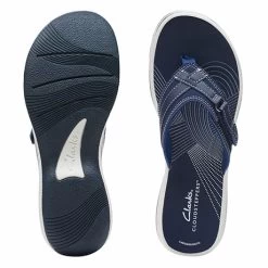 Breeze Sea Comfort Sandal By Clarks - Core Colors -Fashion Paradise F26125 NV G
