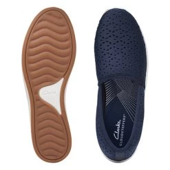 Clarks® Breeze Emily Loafer -Fashion Paradise F61713 NVY F