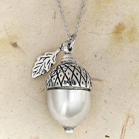 Acorn Locket 1 Acorn Locket