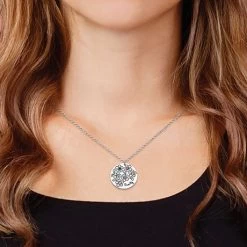 Personalized Bouquet Birthstone Necklace 10 Personalized Bouquet Birthstone Necklace -Fashion Paradise HBH282 on Model